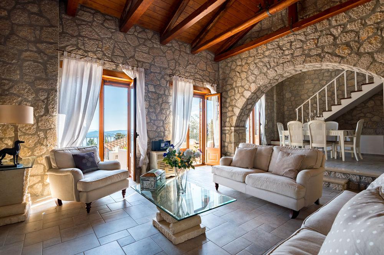 Others 5, Villa Galini, Ionian Islands
