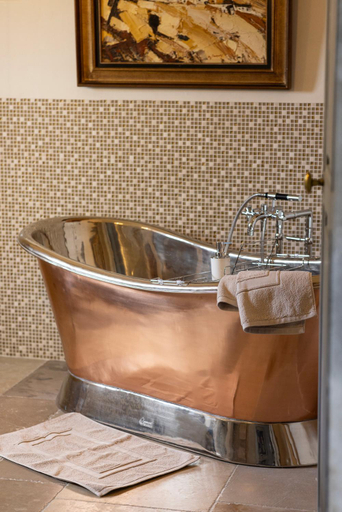 Bathroom 3, Chateau de LARNAGOL, Lot