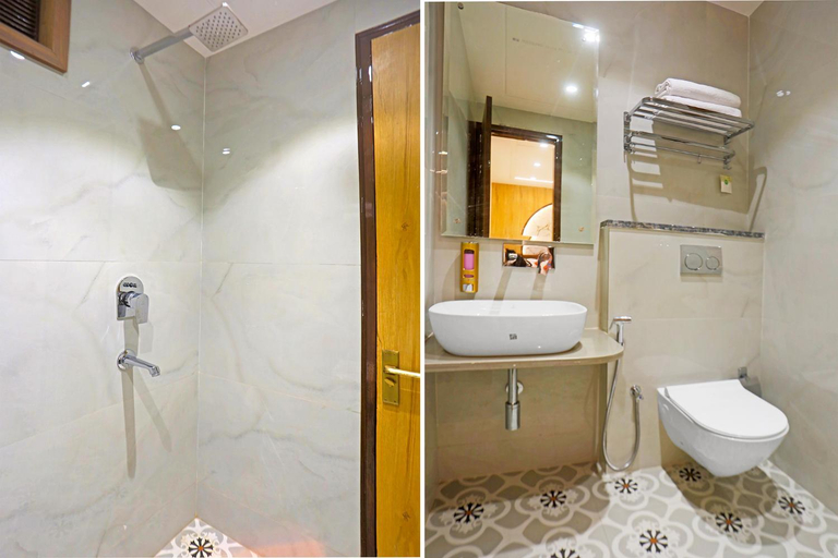 Bathroom 4, Fabhotel Mishika Inn, Delhi