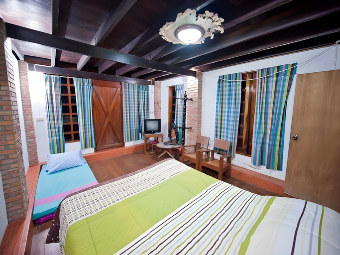 Bedroom 2, Ban Mai Phai Pha Holiday House, Sai Yok