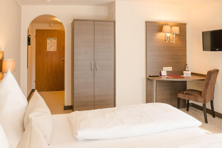 Bedroom 2, Parkhotel Luise Bad Herrenalb, Calw