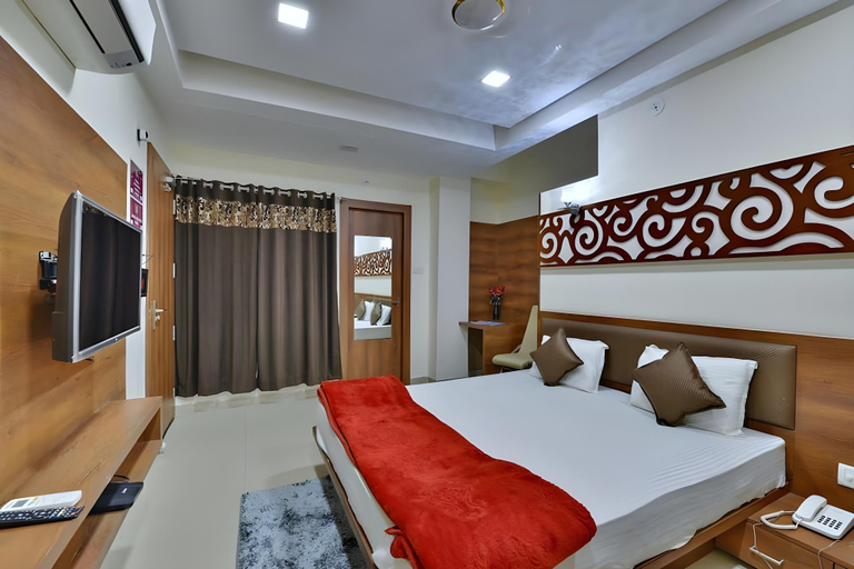 Bedroom 2, Hotel Midland, Ujjain