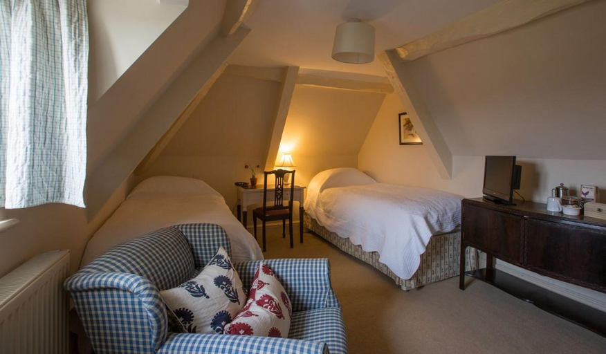 Bedroom 3, Overtown Manor Bed and Breakfast, Swindon