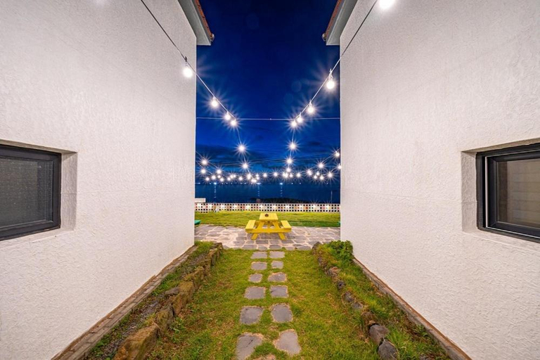 Others 2, Jeju Modul Pension, Jeju