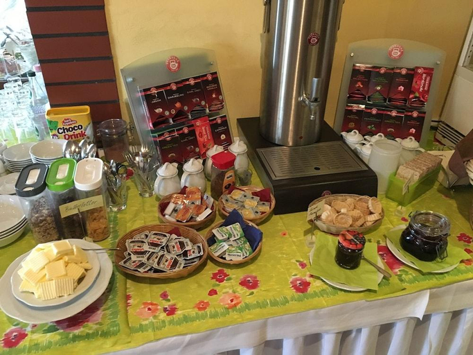 Food & Drinks 5, Wolfshotel am Arendsee, Altmarkkreis Salzwedel