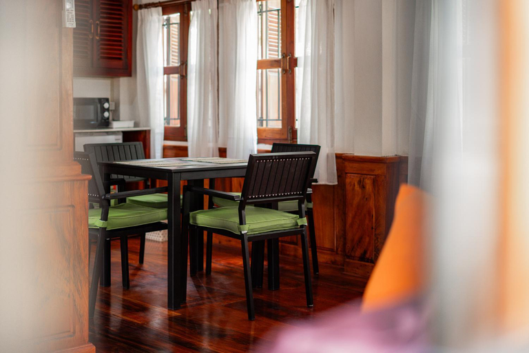 Food & Drinks 5, Villa Mira Heritage , Chomphet