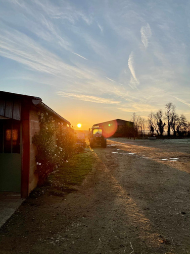 Others 4, Chambre a la ferme, Yonne