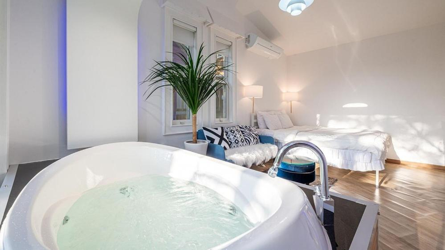 Bathroom 3, Hoengseong Couple Star in Porest Pension, Hoengseong