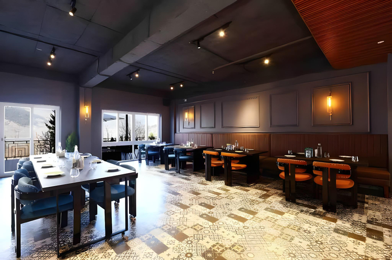 Food & Drinks 5, The Voyage by Kaizen Manali, Kullu
