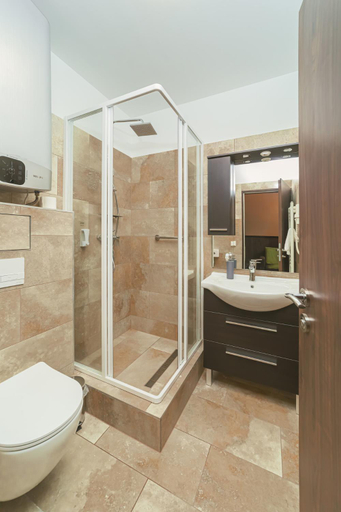Bathroom 5, Park Hotel Bükfürdő, Csepreg