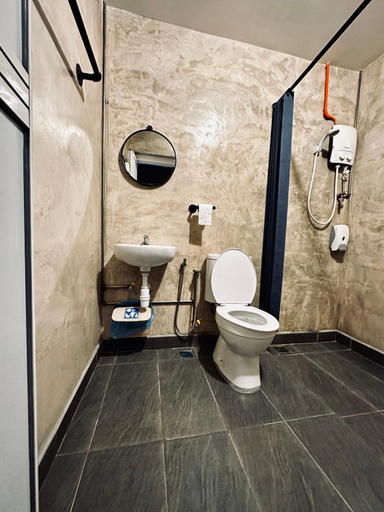 Bathroom 3, Ardour Lodge, Penang Island