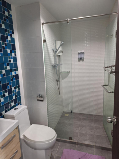 Bathroom, The Sea Condo Ao Nang Apartment Relax with Sea View, Mueang Krabi