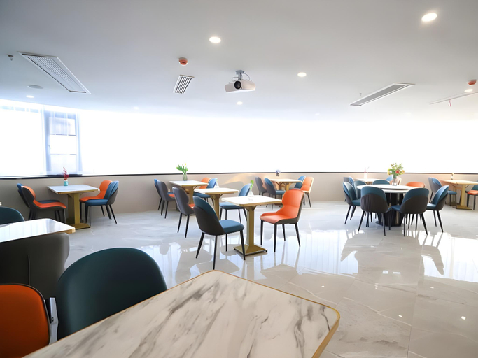 Food & Drinks 4, VX Hotel Jiangsu Taizhou Xinghua RT-Mart, Taizhou