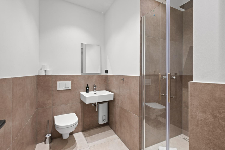 Bathroom 3, Jungfernstieg Family & Business Apartment, Hamburg
