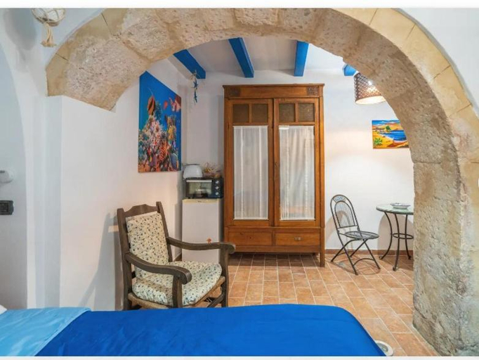 Bedroom 2, La feluca, Syracuse