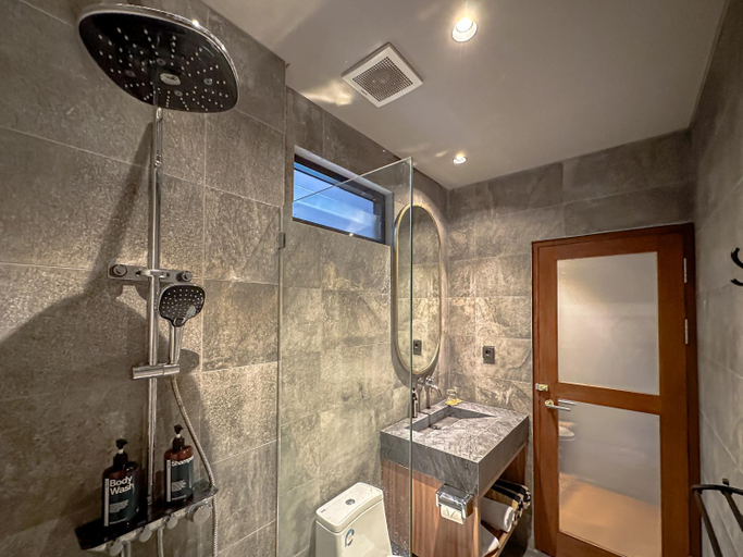 Bathroom 5, Balvanta Coliving, Badung