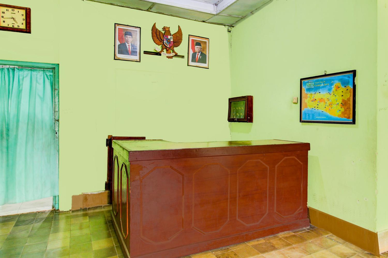 Public Area 2, Hotel O Agung Banjarnegara, Banjarnegara