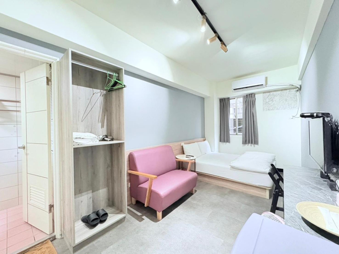 Bedroom 2, Fengjia Funky Home, Taichung