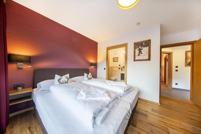 Bedroom 3, Alpine Chalet with Sauna and Balcony, Zell am See
