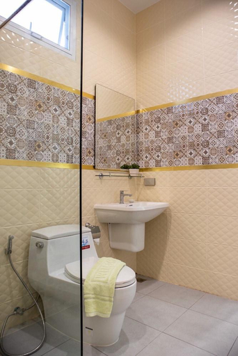 Bathroom 3, Tubtim Siam River Kwai Resort, Muang Kanchanaburi