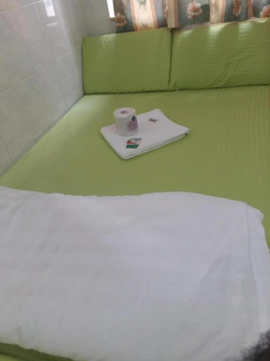Bedroom 4, New Yan Yan Guest House reception 9th floor Flat E4 E6, Kowloon