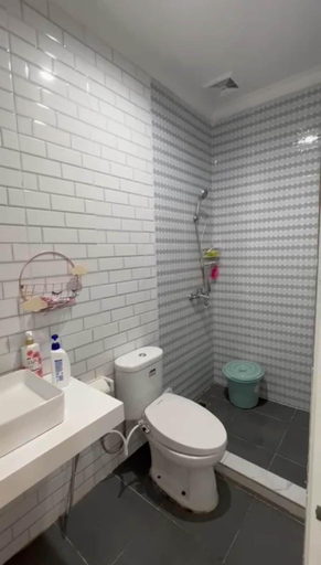 Bathroom 5, Villa Sakinah, Sentul City, Bogor