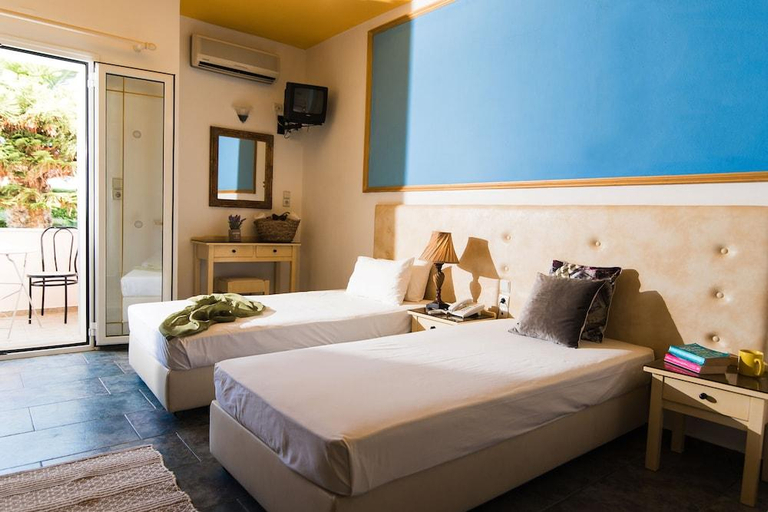 Bedroom 3, Yiannis Manos Hotel Resort, Crete