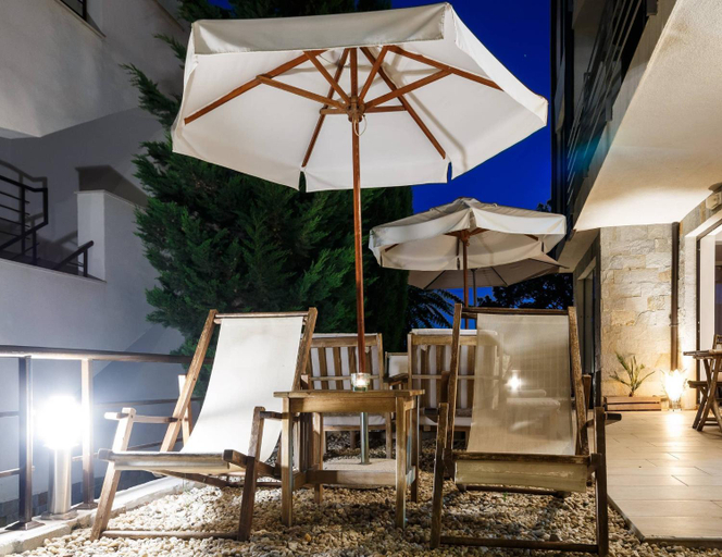 Others 5, Seaside Garden Apartment with 2 BR for up to 5 pax, Nesebar