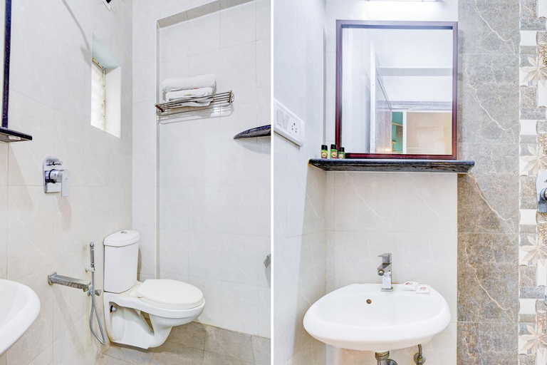 Bathroom 4, Saibala Budget Hotel, Kancheepuram