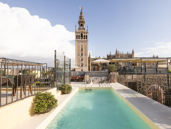 Sport & Beauty 2, EME Catedral Mercer, Sevilla