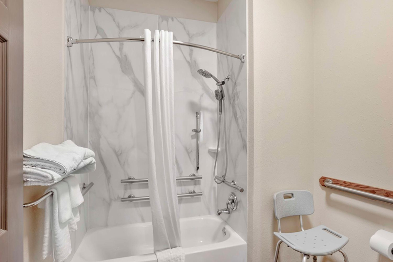 Bathroom 4, Best Western Carlisle, Cumberland