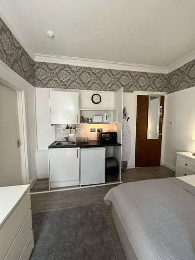 Bedroom 3, Bemersyde Guest House, Glasgow