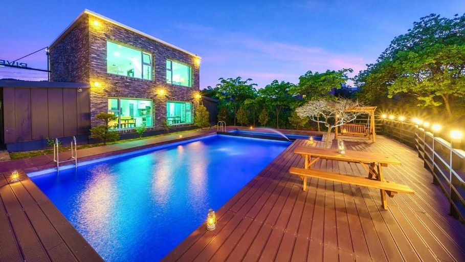 Sport & Beauty 3, Nami Island River North Pool Villa, Gapyeong