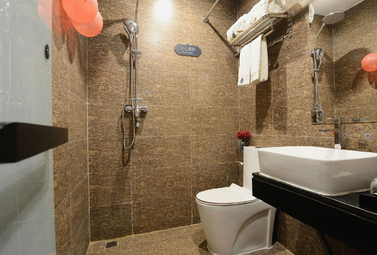 Bathroom 4, Chonpines Hotel North Xiamen Station Jimei University, Xiamen