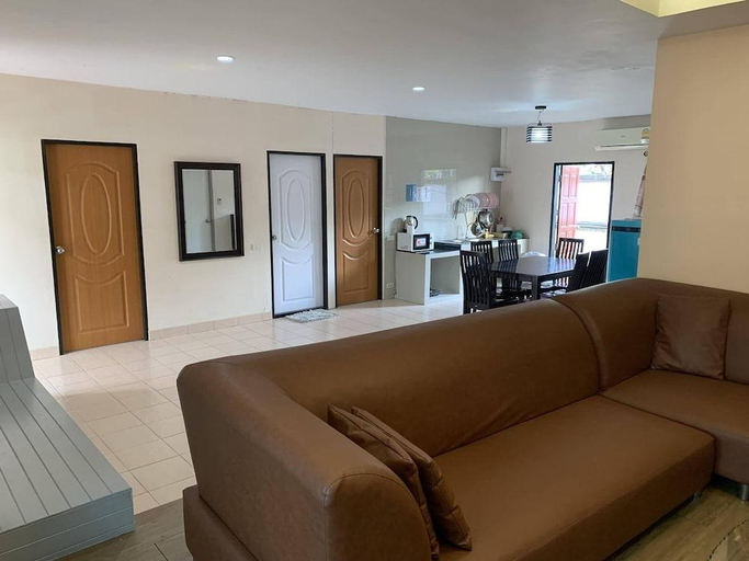 Others 5, Two Fifty Nine Resort, Si Racha