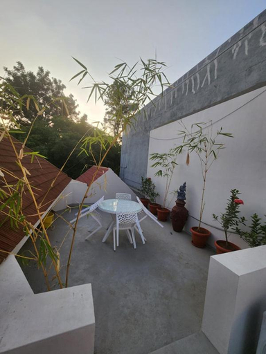 Others 4, Achyuta Room for Rent by Raatree in Gokulam, Mysore