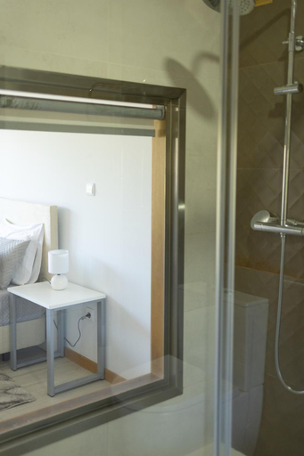Bathroom 4, Douro Elegance Suites, Torre de Moncorvo