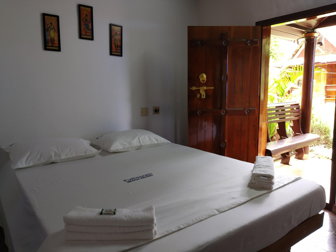 Bedroom 2, Puthooram Ayurvedic Beach Resort, Thiruvananthapuram