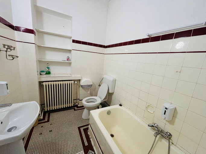Bathroom 3, Iancu Apartments, Municipiul Bucuresti