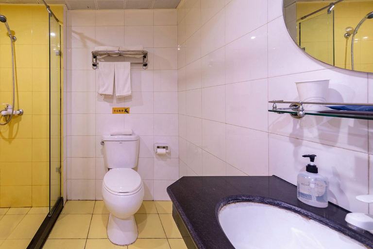 Bathroom, Homeinn Hotel (Anyang Railway Station), Anyang