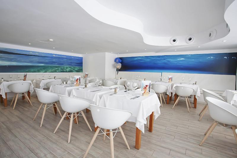 Food & Drinks 4, FERGUS Style Cala Blanca Suites, Baleares