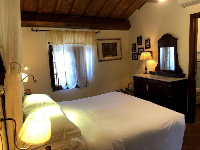 Bedroom 3, la piana, Pistoia