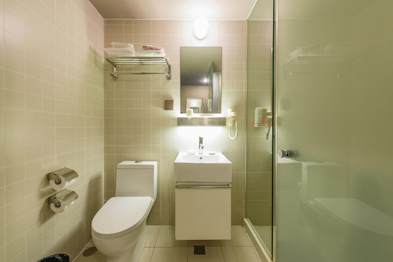 Bathroom 4, Jinjiang Inn Select Qinzhou East High-Speed Railway Station, Qinzhou