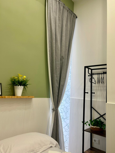 Bedroom 4, Central Station House, Napoli