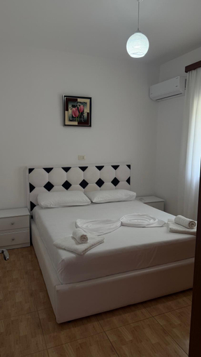 Bedroom 2, Resuli Apartments, Sarandës