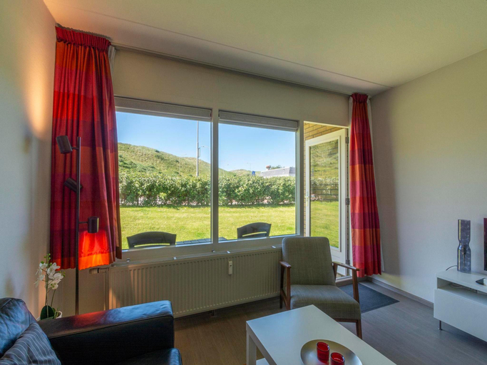 Others 5, Apartment in Callantsoog near the Beach, Zijpe