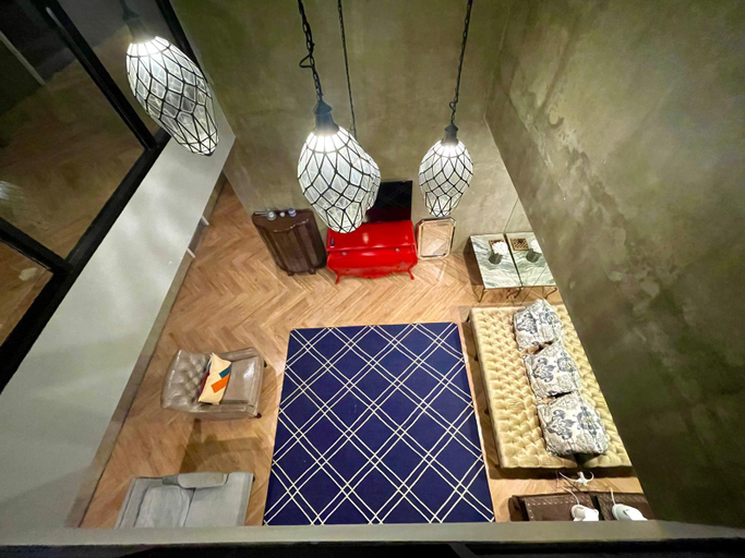 Others 5, Dancenter The Spades Hostel, Pathum Wan