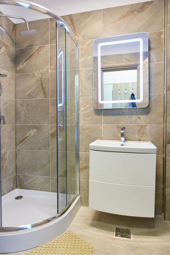 Bathroom 4, Apartament Madagascar by ALZ, Navodari