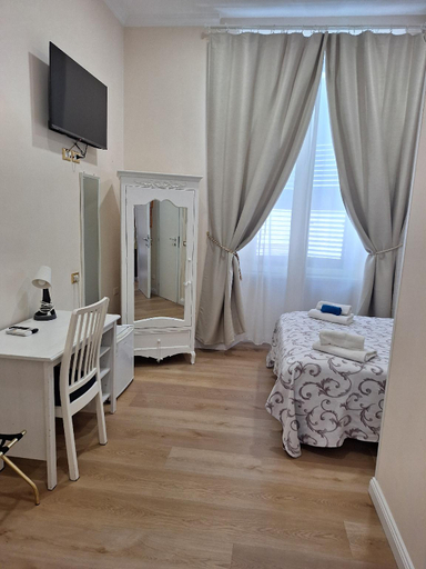 Others 5, Guest House Evergreen , Rome