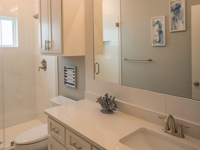 Bathroom 4, All Decked Out by Silver Sands Vacation Rentals, Nueces